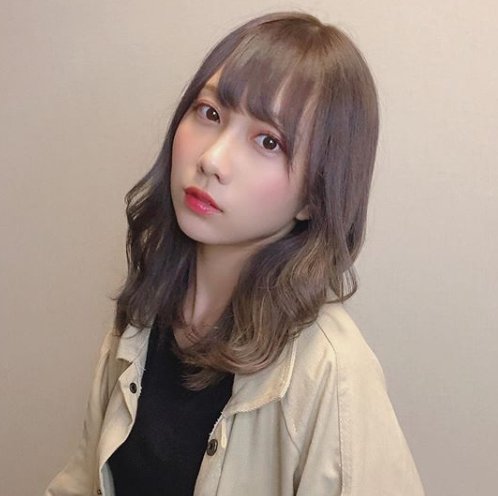 きりたんぽさんラベンダーグレージュ 髪色 ヘアカラーカタログ 写真あり