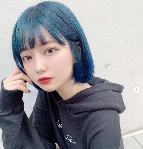 青系 髪色 ヘアカラーカタログ 写真あり