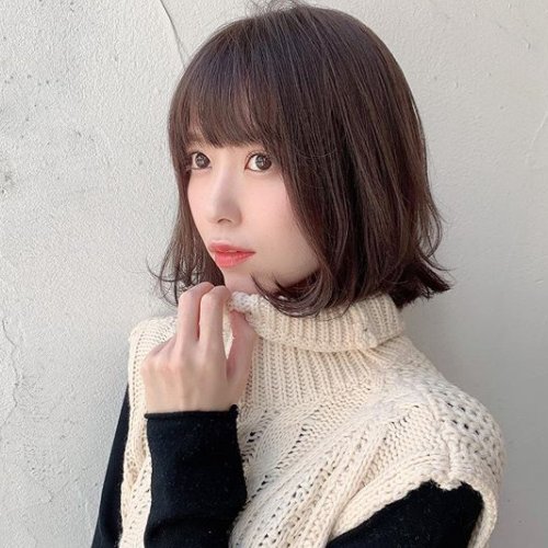 ボルドーブラウン 髪色 ヘアカラーカタログ 写真あり