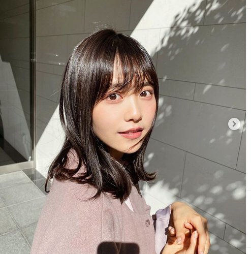 新田さちかさんの髪色 ヘアカラー 写真あり